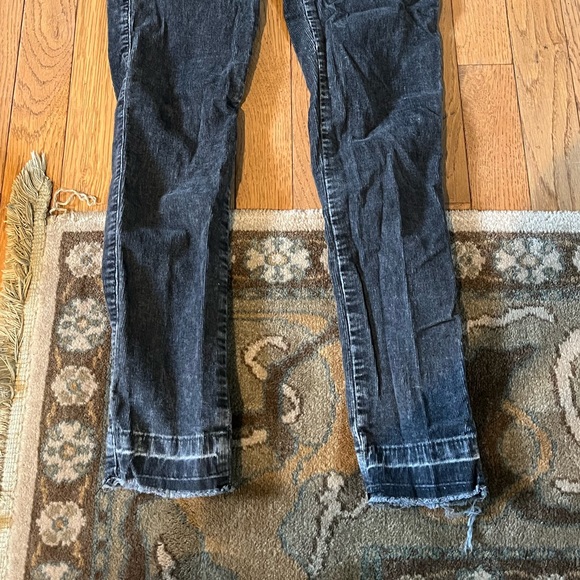 Aeropostale corduroy pants - Picture 2 of 5
